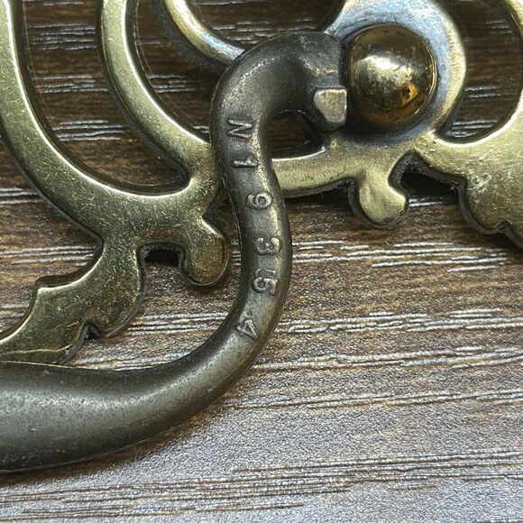 Vintage Brass Metal Drawer Pulls KBC N19354 Set Of 8 Batwing Keeler Brass Co. - Picture 3 of 11